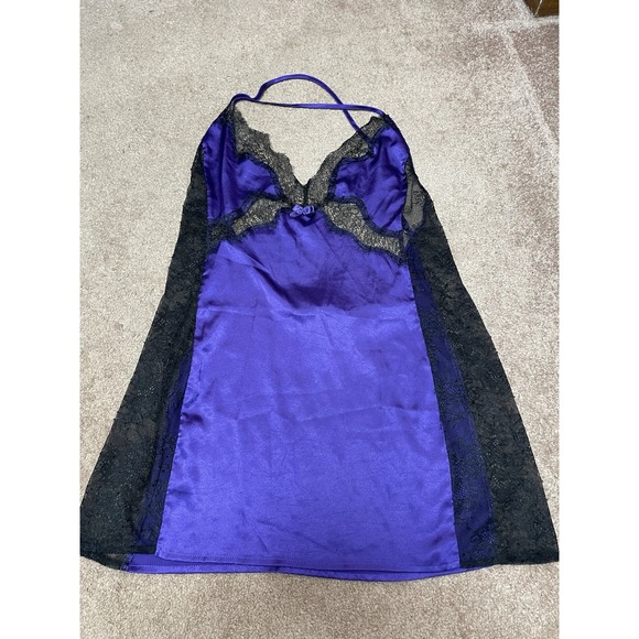 Lingerie Solutions Other - Victoria's Secret lingerie medium Satin Purple Black‎ Lace Camisole 2014